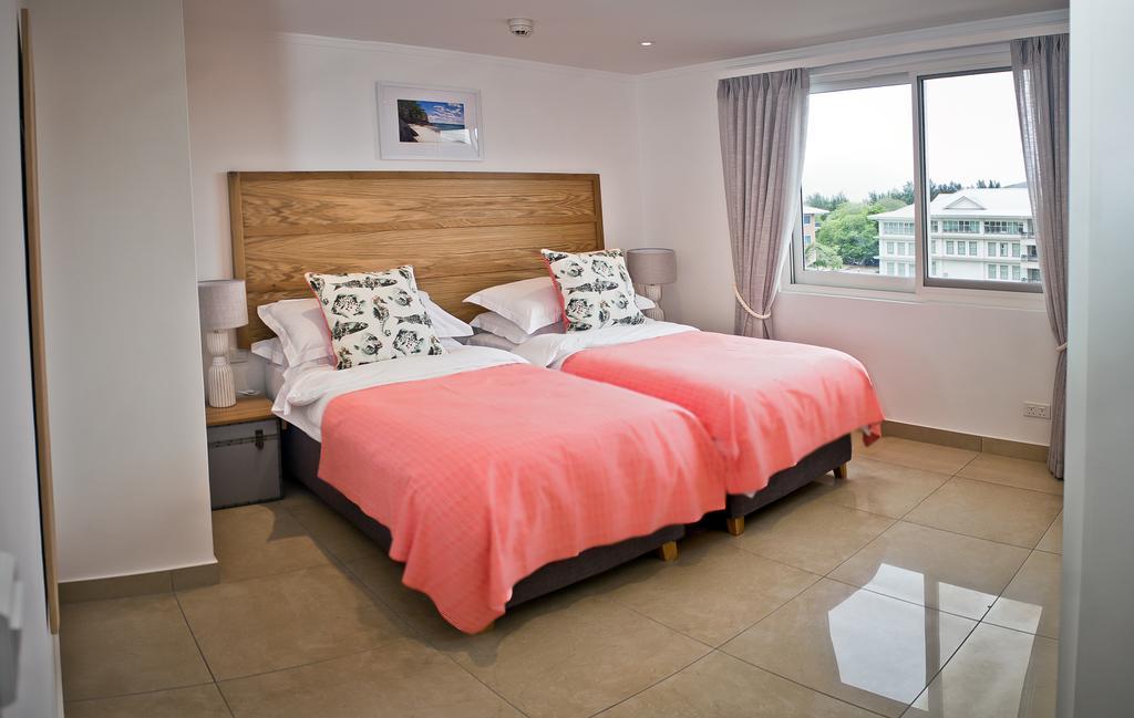 The Quadrant Luxury Apartments Виктория Екстериор снимка