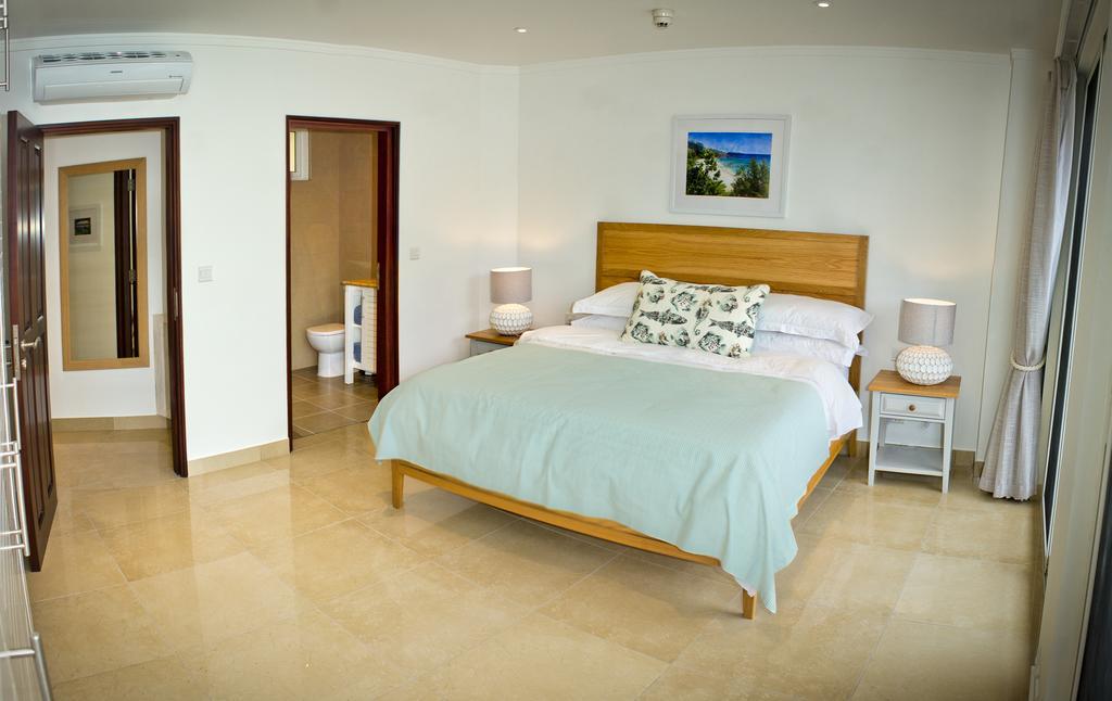 The Quadrant Luxury Apartments Виктория Екстериор снимка