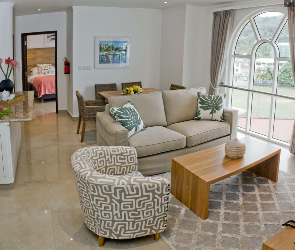 The Quadrant Luxury Apartments Виктория Екстериор снимка